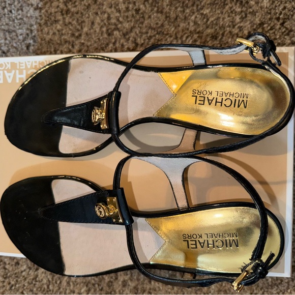 Michael Kors Black Sandal - Picture 2 of 6